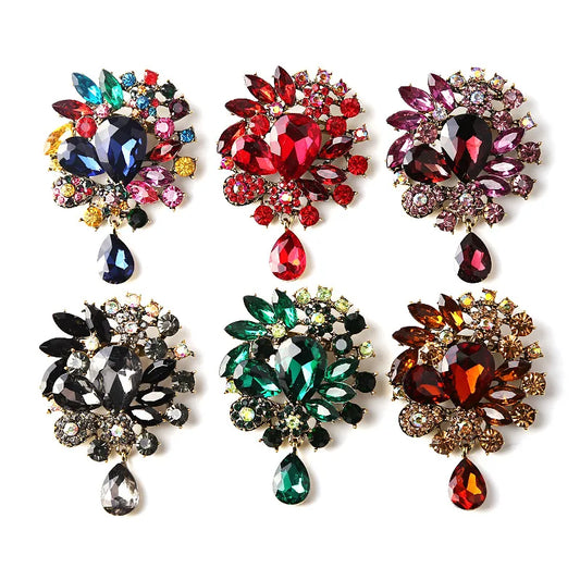 Elegant Flower Alloy Inlay Artificial Crystal Women'S Brooches