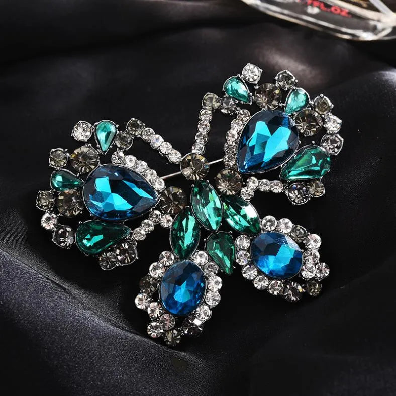 Elegant Flower Alloy Zircon Women'S Brooches