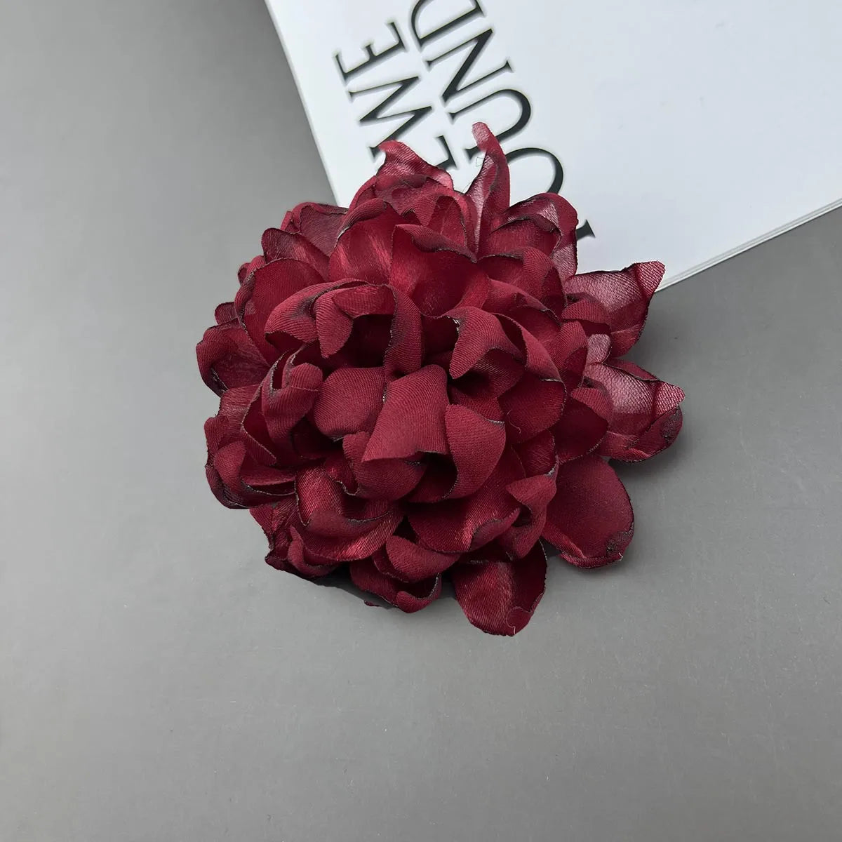 Elegant Flower Cloth Women'S Brooches