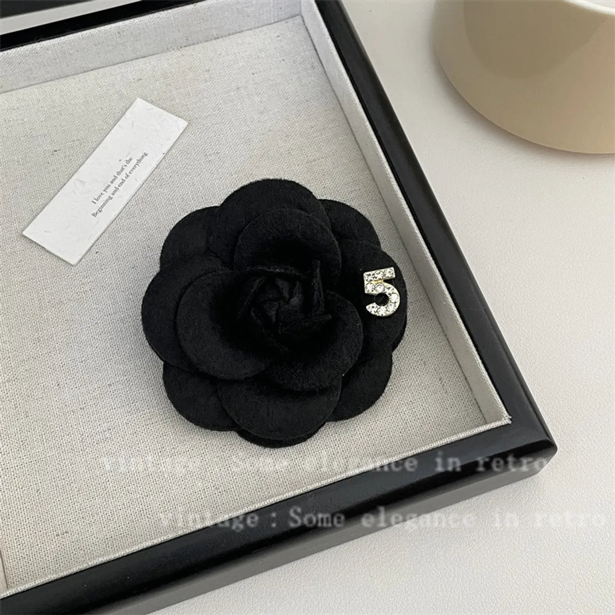 Elegant Flower Imitation Pearl Plating Women'S Brooches