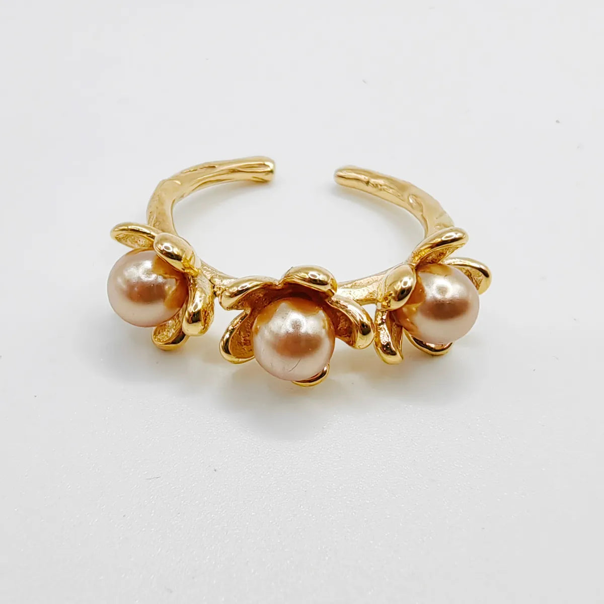 Wholesale Jewelry Elegant Flower 304 Stainless Steel Artificial Pearls 14K Gold Plated Plating Inlay Open Rings