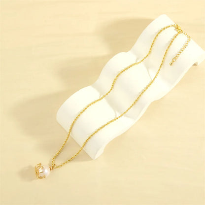 Elegant French Style Irregular Freshwater Pearl Copper 18k Gold Plated Pendant Necklace In Bulk