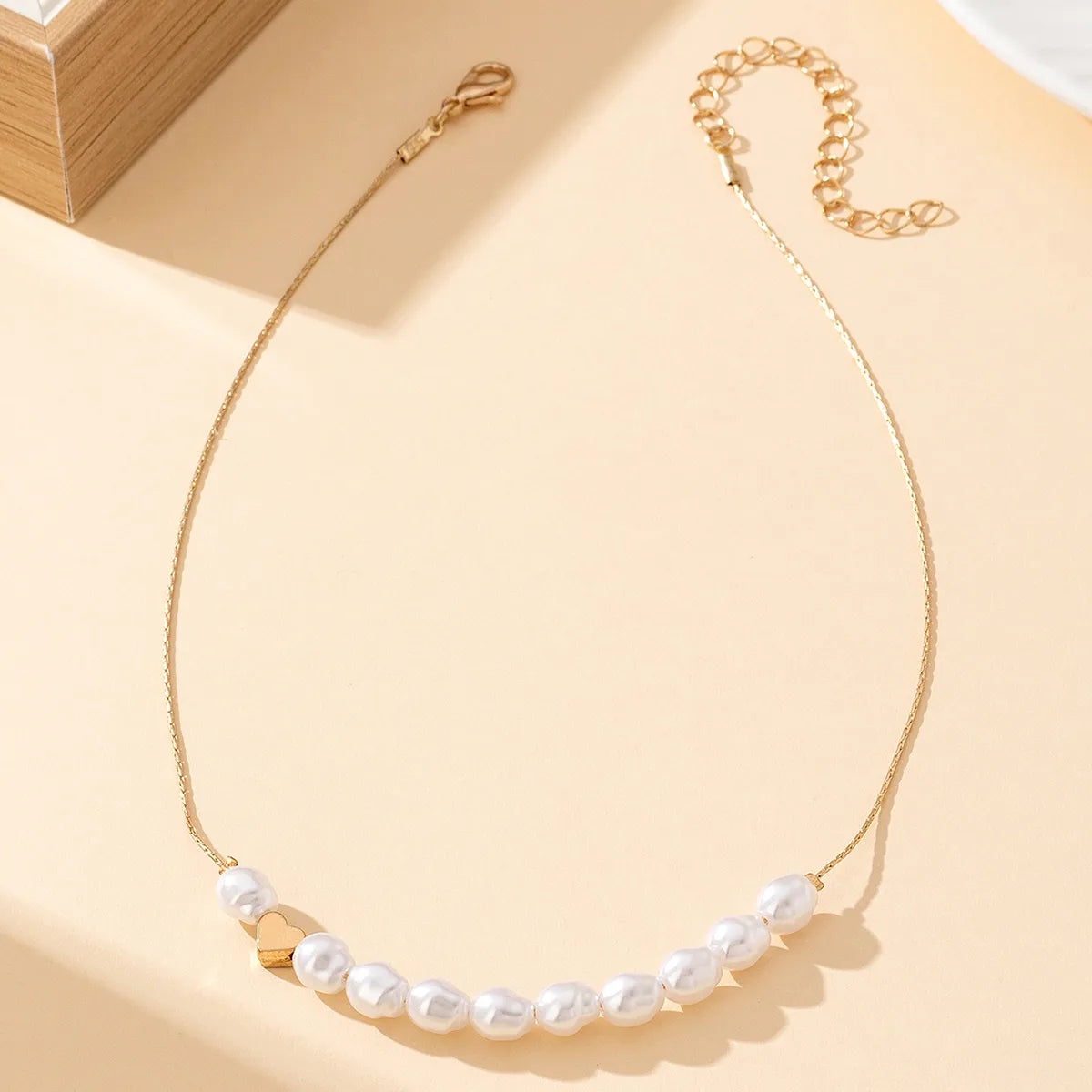 Elegant French Style Simple Style Heart Shape Plastic Copper Alloy Wholesale Choker