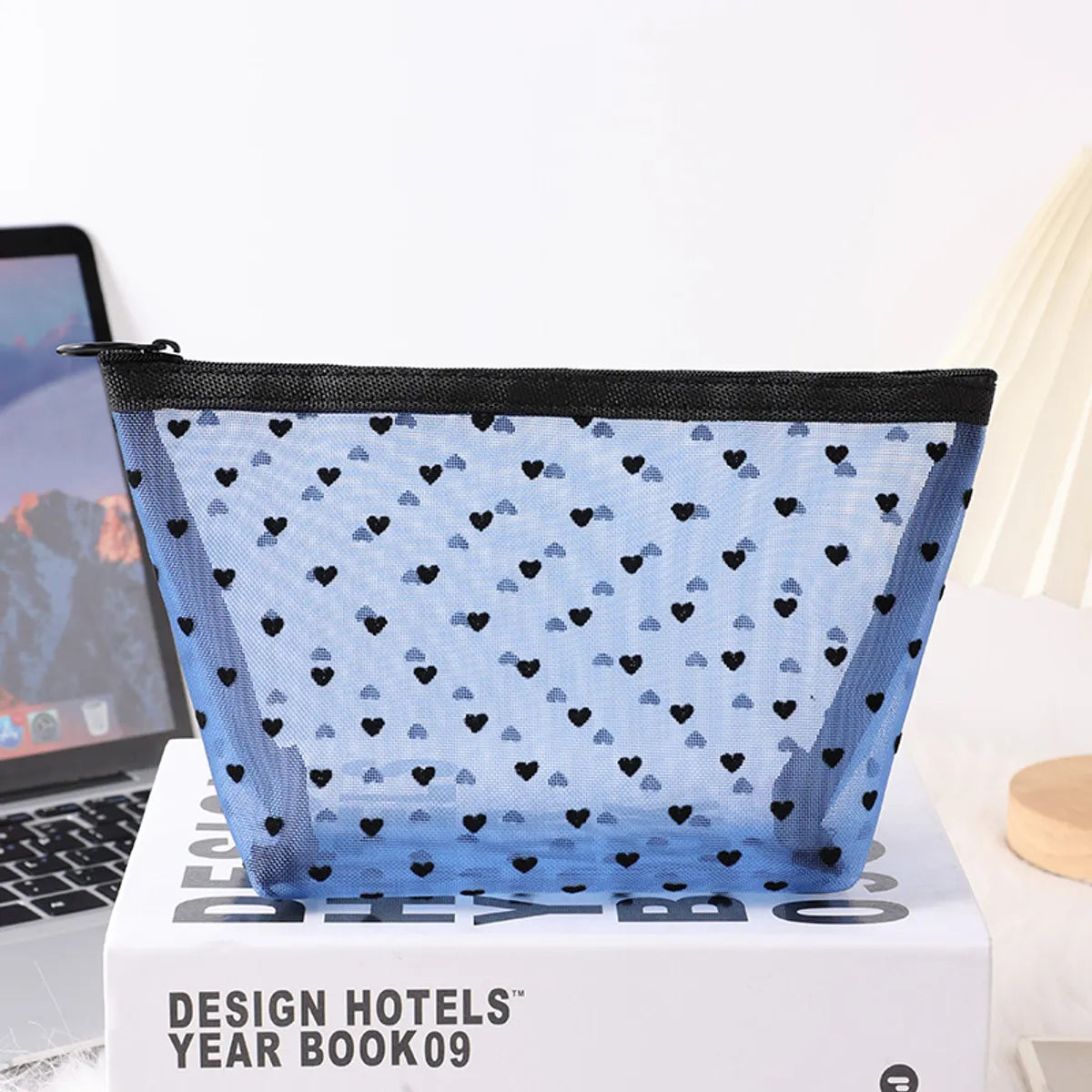 Elegant Geometric Heart Shape Polyester Square Makeup Bags