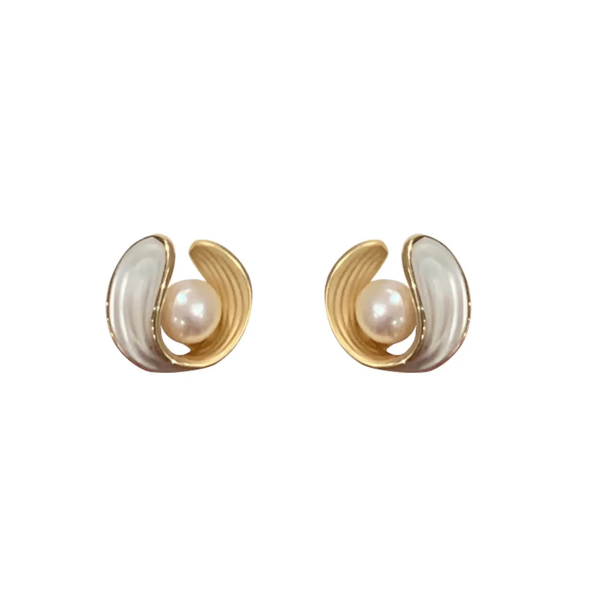 Elegant Geometric Imitation Pearl Alloy Plating Women's Ear Studs