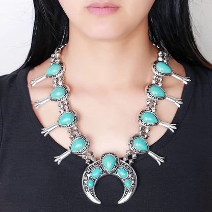 Elegant Geometric Moon Alloy Turquoise Women's Necklace