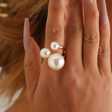 Elegant Geometric Solid Color Imitation Pearl Alloy Women'S Open Rings