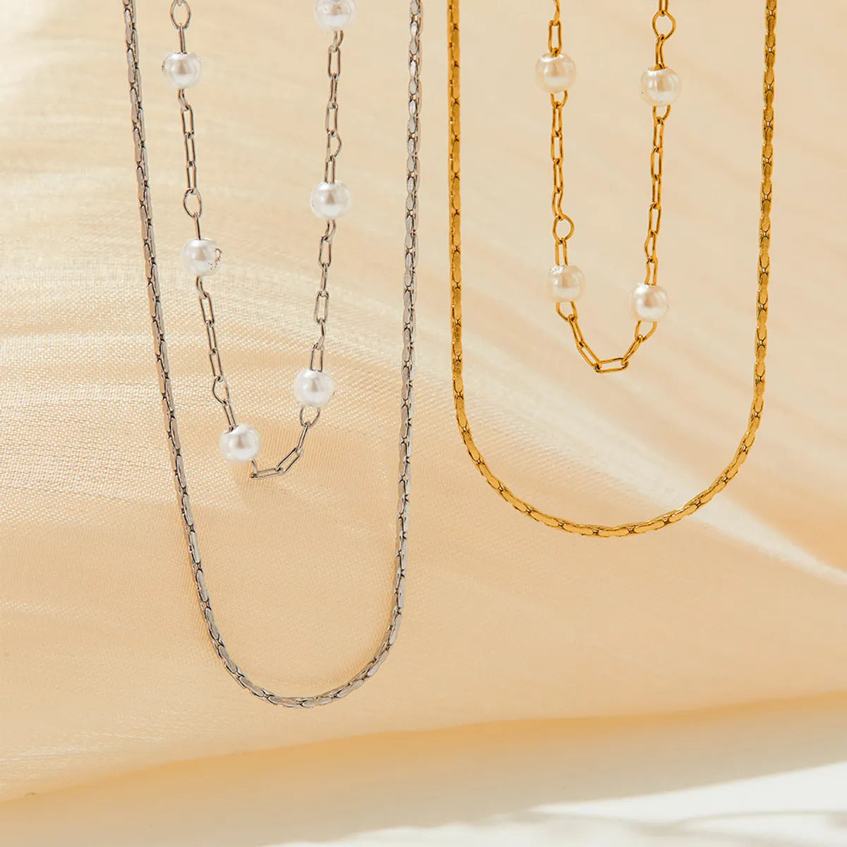 Elegant Geometric Stainless Steel Plating Artificial Pearls Layered Necklaces