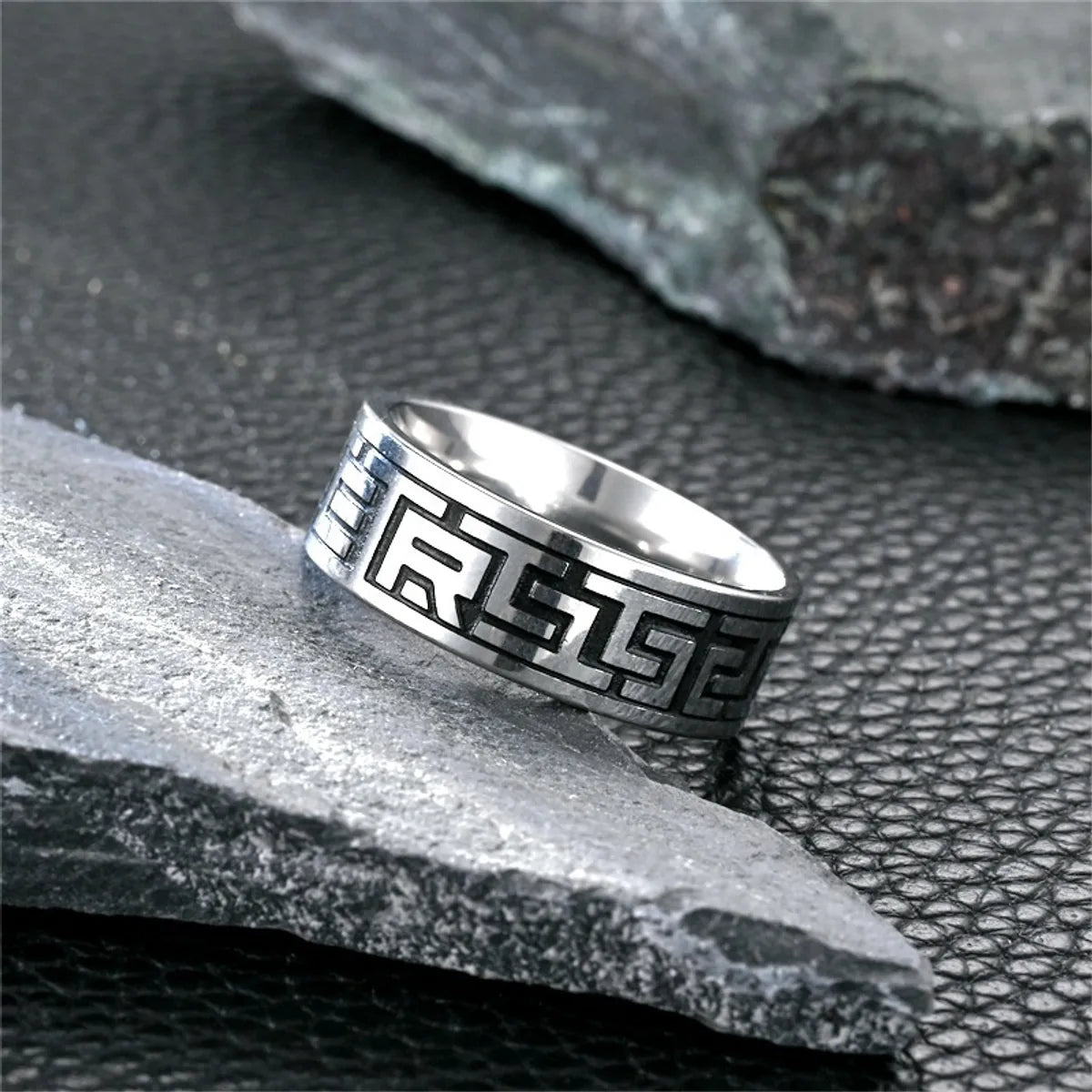 Elegant Geometric Titanium Steel Polishing Carving Unisex Rings