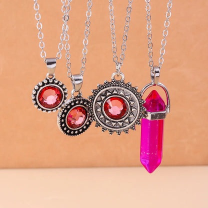 Elegant Geometric Zinc Alloy Inlay Artificial Gemstones Women's Layered Necklaces