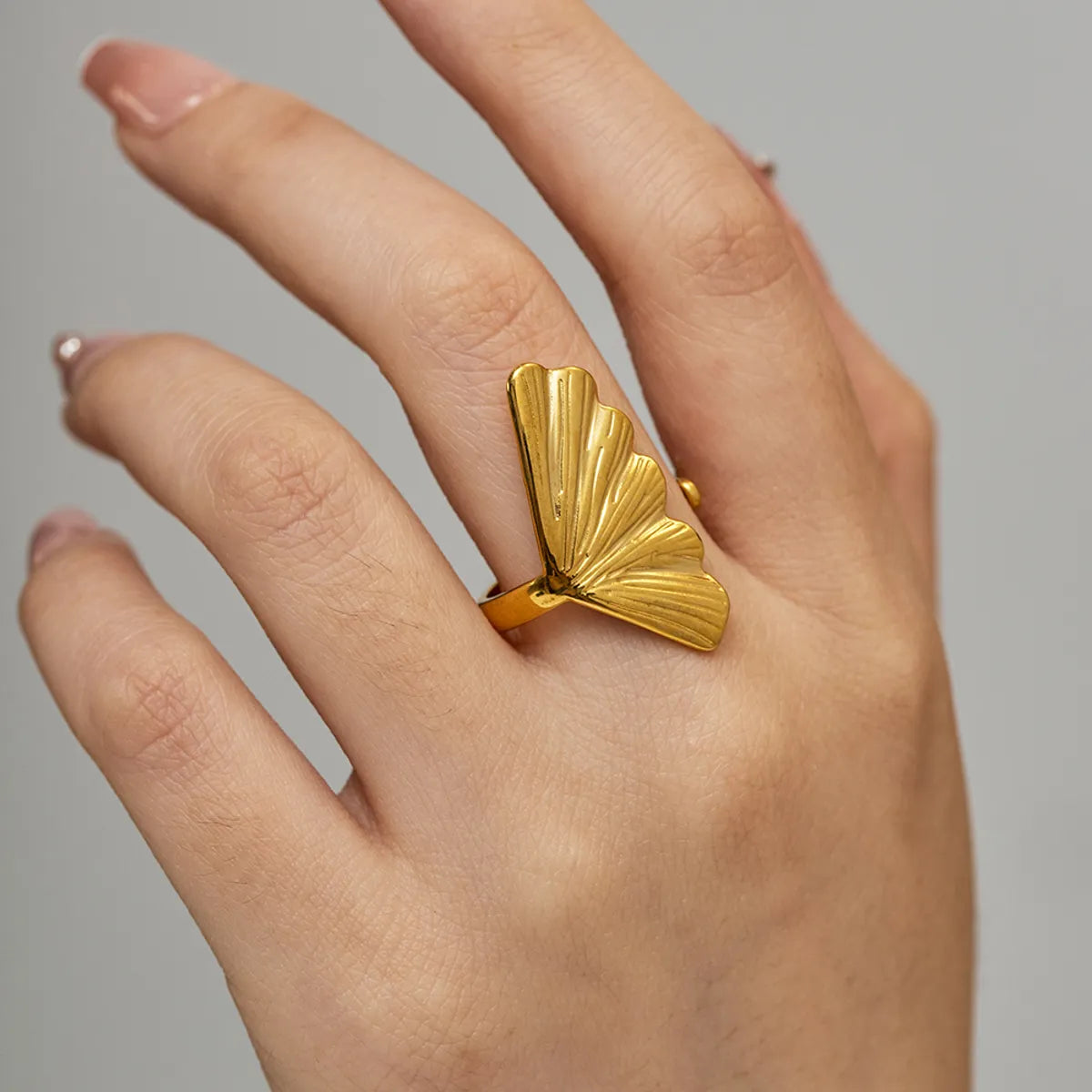 Wholesale Jewelry Elegant Ginkgo Leaf 304 Stainless Steel Plating Open Ring