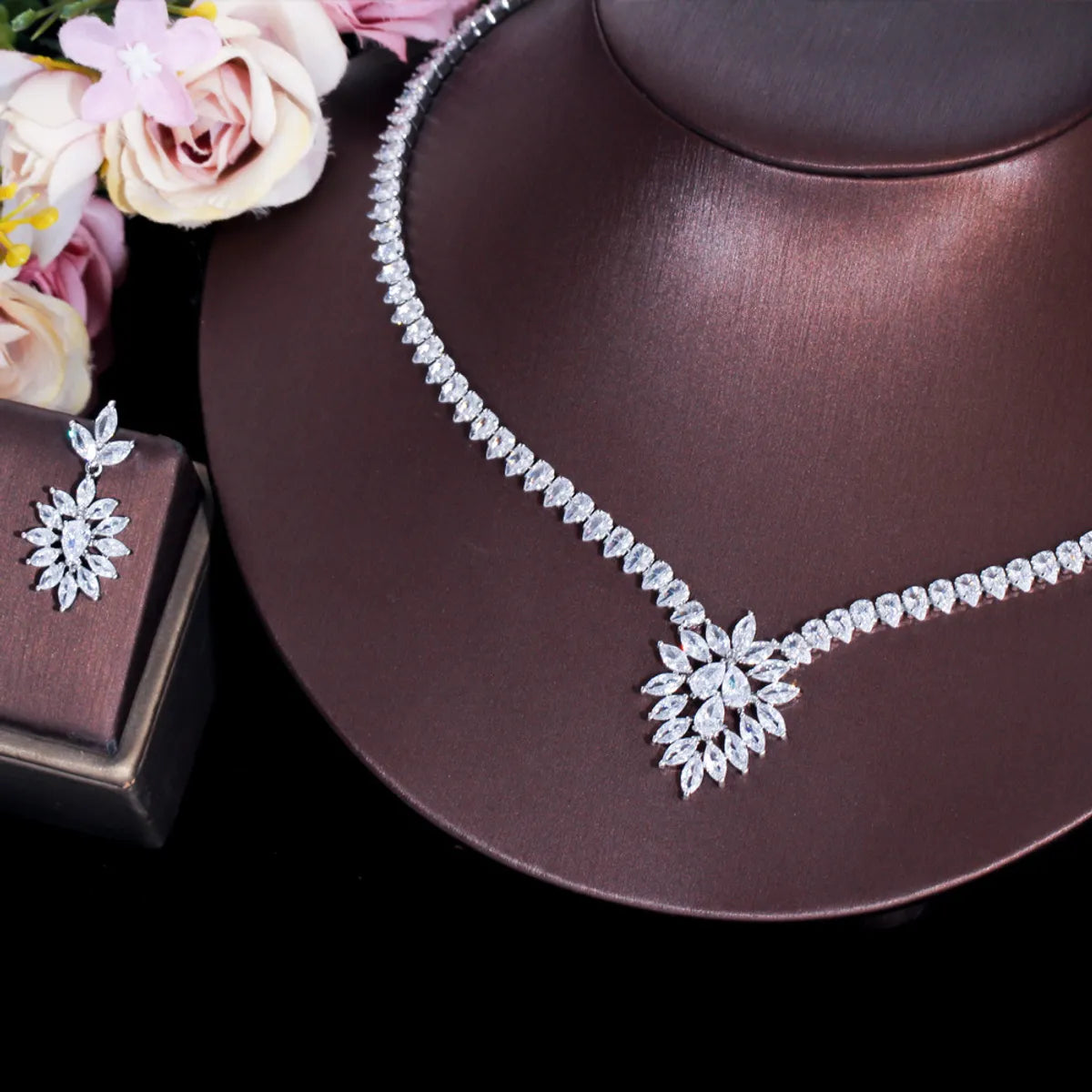 Elegant Glam Bridal Water Droplets Flower Snowflake Copper Plating Inlay Artificial Gemstones 14k Gold Plated White Gold Plated Rhodium Plated Jewelry Set