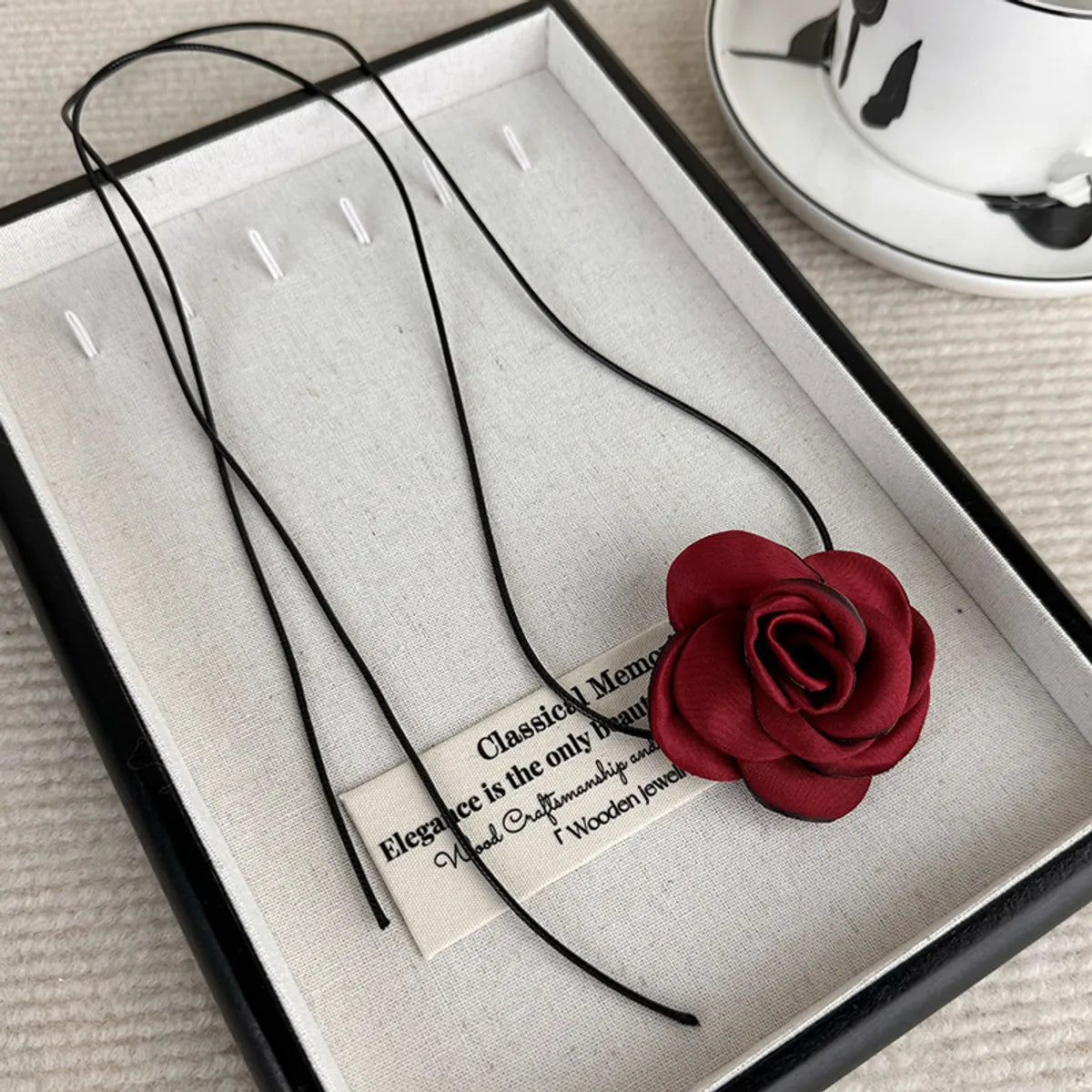 Elegant Glam Flower Cloth Women's Choker