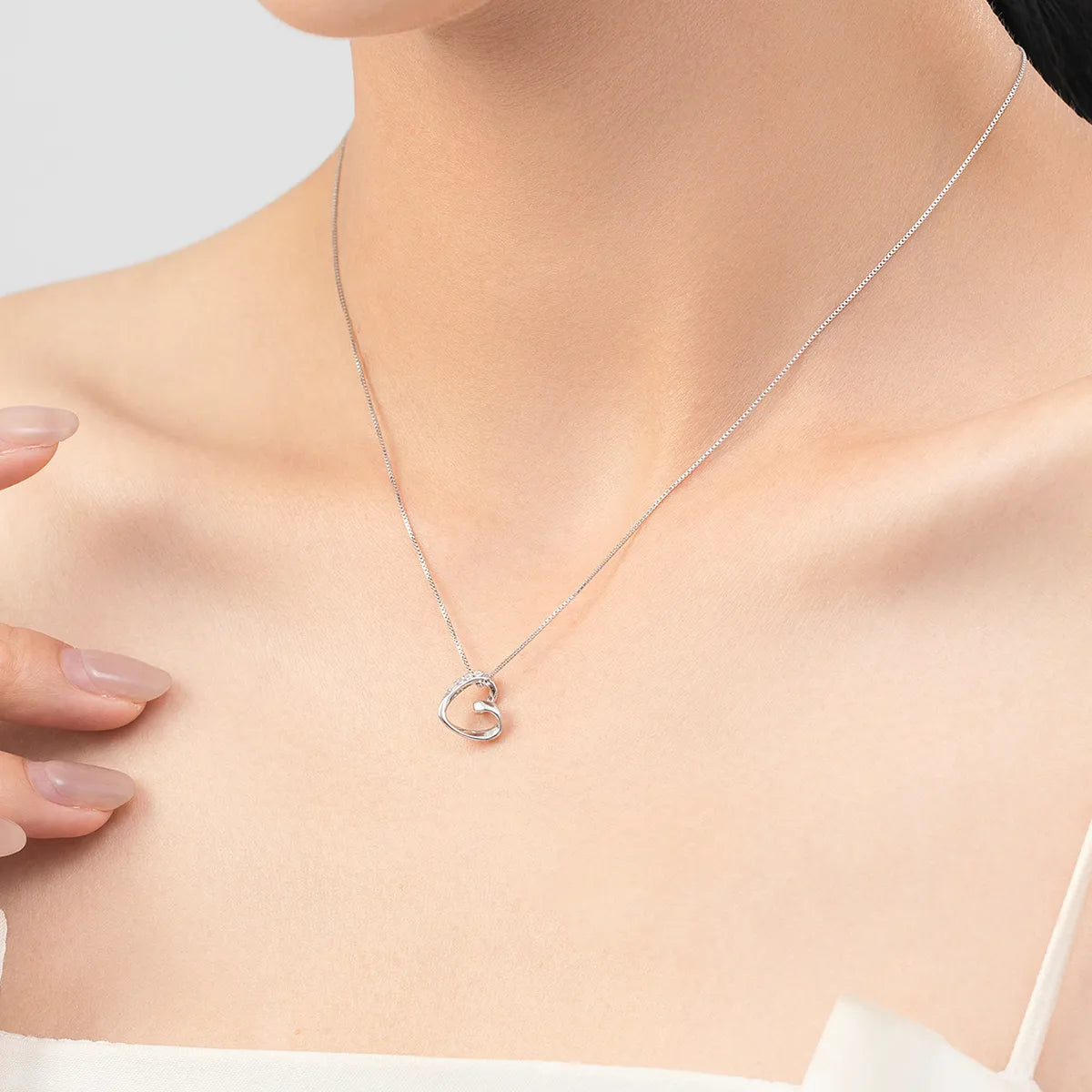 Elegant Glam Heart Shape Sterling Silver Plating Zircon Rhodium Plated Pendant Necklace