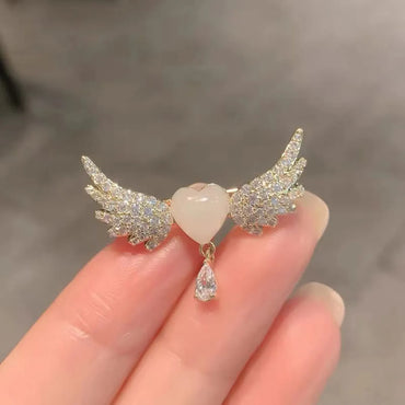 Elegant Glam Heart Shape Wings Alloy Inlay Zircon Women'S Brooches