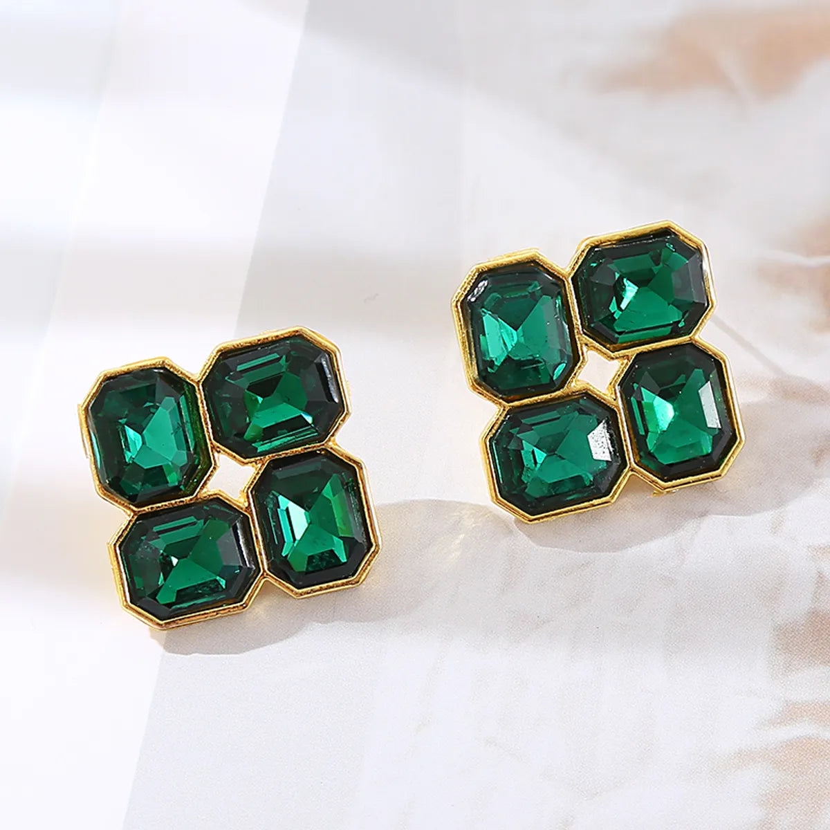 Elegant Glam Square Alloy Plating Inlay Rhinestones Gold Plated Women's Ear Studs