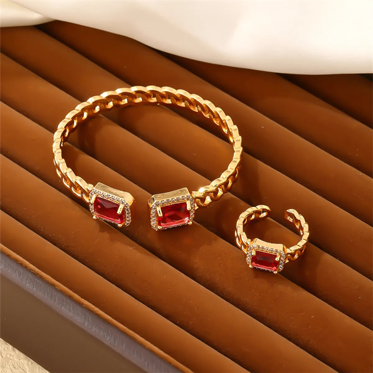 Copper Elegant Glam Vintage Style Plating Inlay Geometric Rectangle Zircon Rings Bracelets