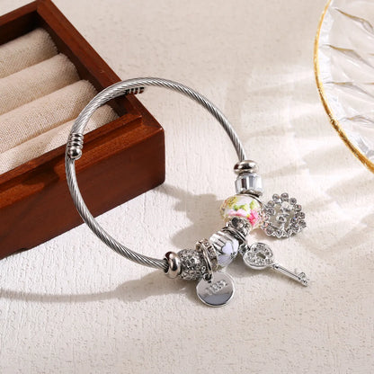 Elegant Heart Shape Bee Key Stainless Steel Alloy Beaded Inlay Rhinestones Women's Bangle