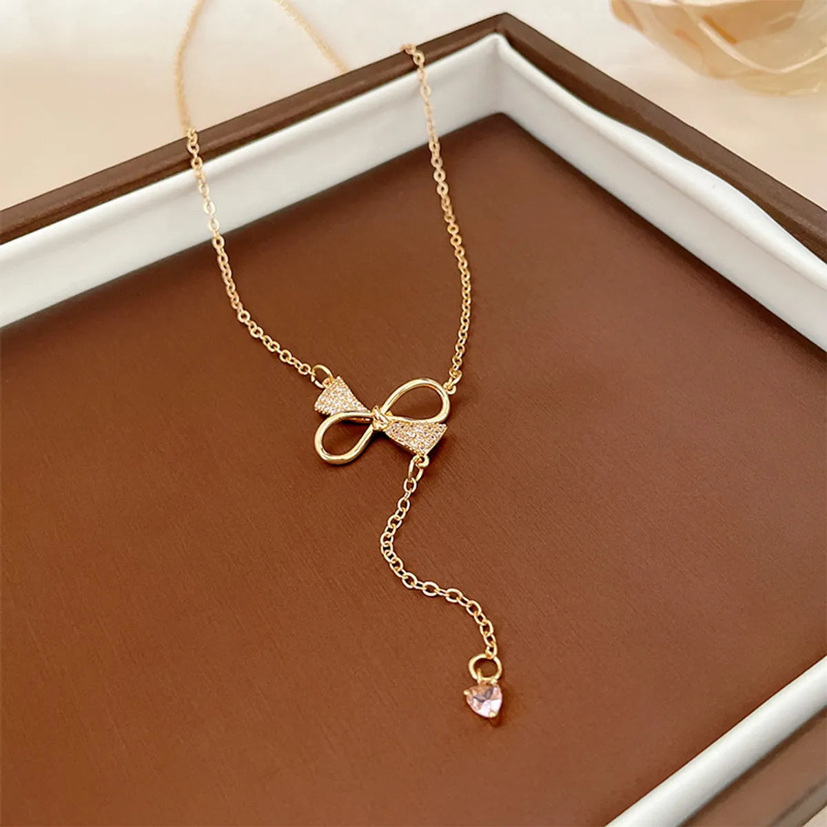 Elegant Heart Shape Bow Knot Copper Inlay Zircon Pendant Necklace