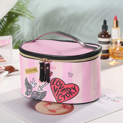 Elegant Heart Shape Pu Leather Oval Makeup Bags