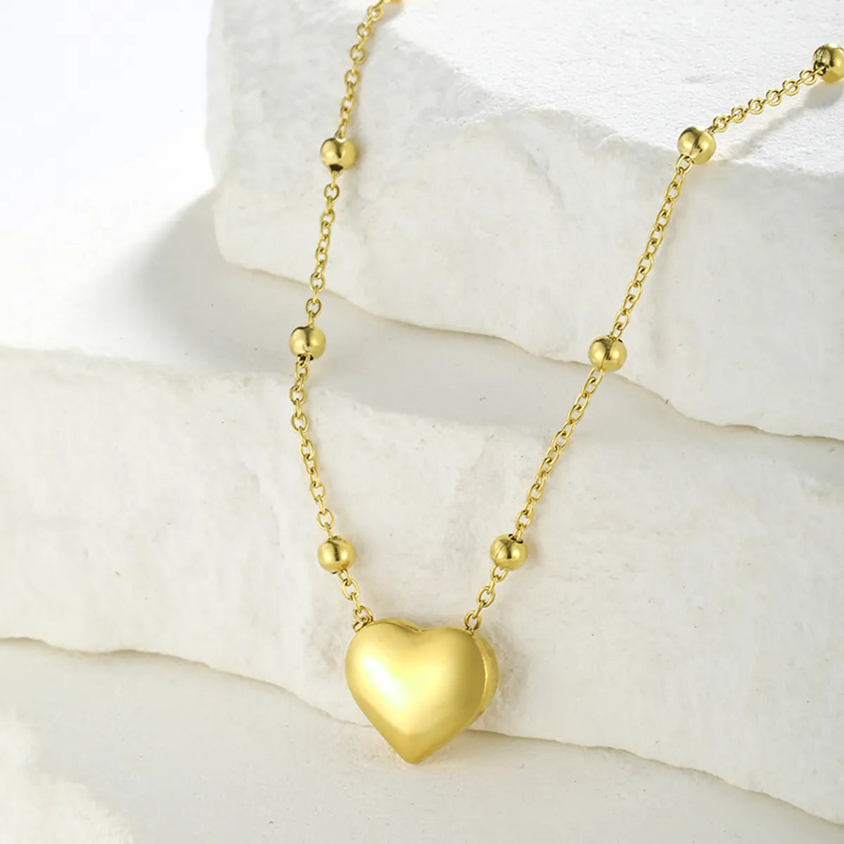 Elegant Heart Shape Solid Color Stainless Steel Plating 18k Gold Plated Pendant Necklace