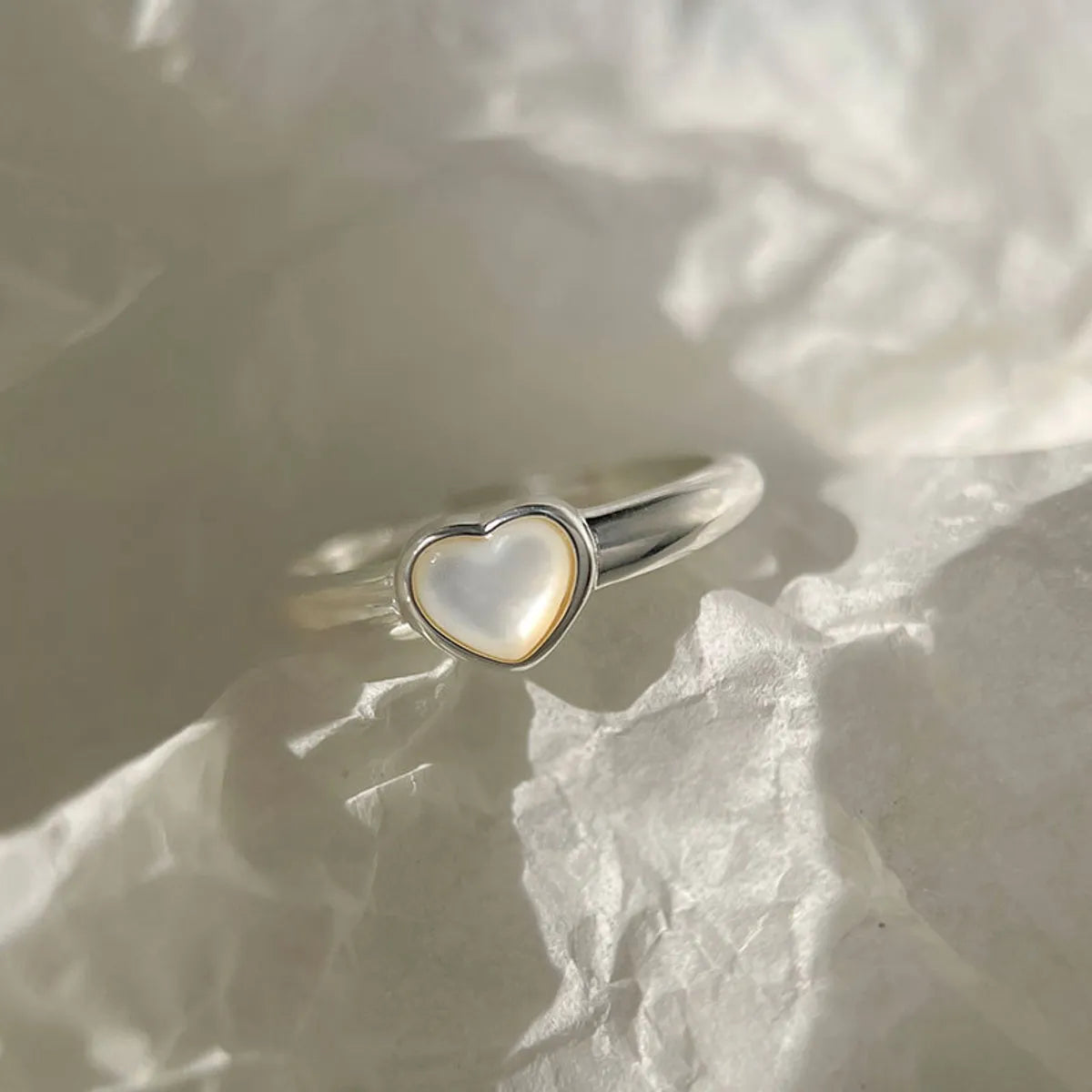 Elegant Heart Shape Sterling Silver Inlay Shell Open Ring