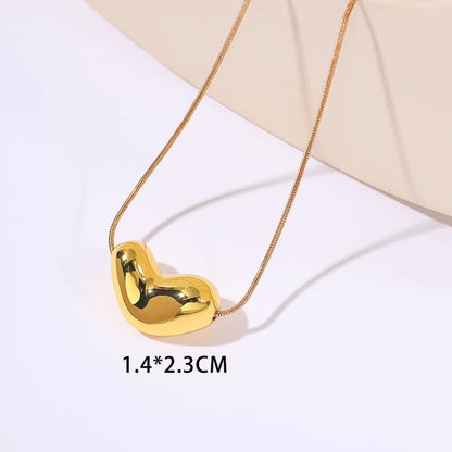 Elegant Heart Shape Titanium Steel Necklace