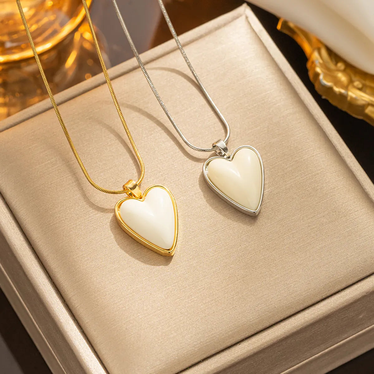 Elegant Heart Shape Titanium Steel Plating 18k Gold Plated Necklace