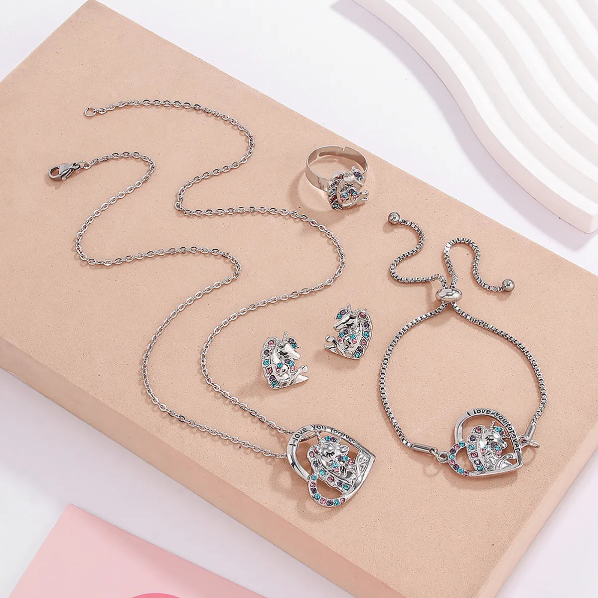 Elegant Heart Shape Unicorn Alloy Inlay Artificial Diamond Women's Jewelry Set