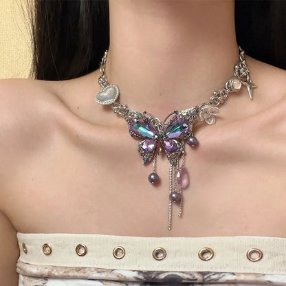 Elegant Lady Butterfly Imitation Pearl Alloy Wholesale Pendant Necklace