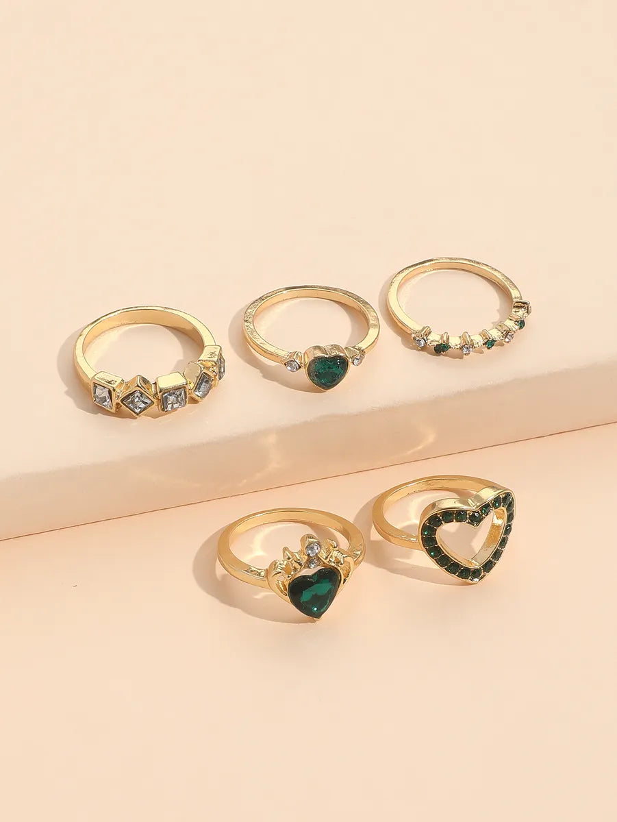 Elegant Lady Geometric Heart Shape Artificial Rhinestones Alloy Wholesale Rings