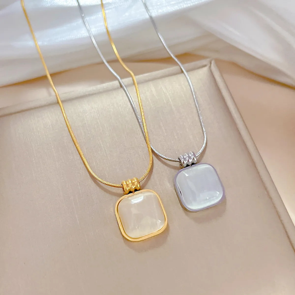 Elegant Lady Geometric Square Titanium Steel Plating Inlay Opal Pendant Necklace