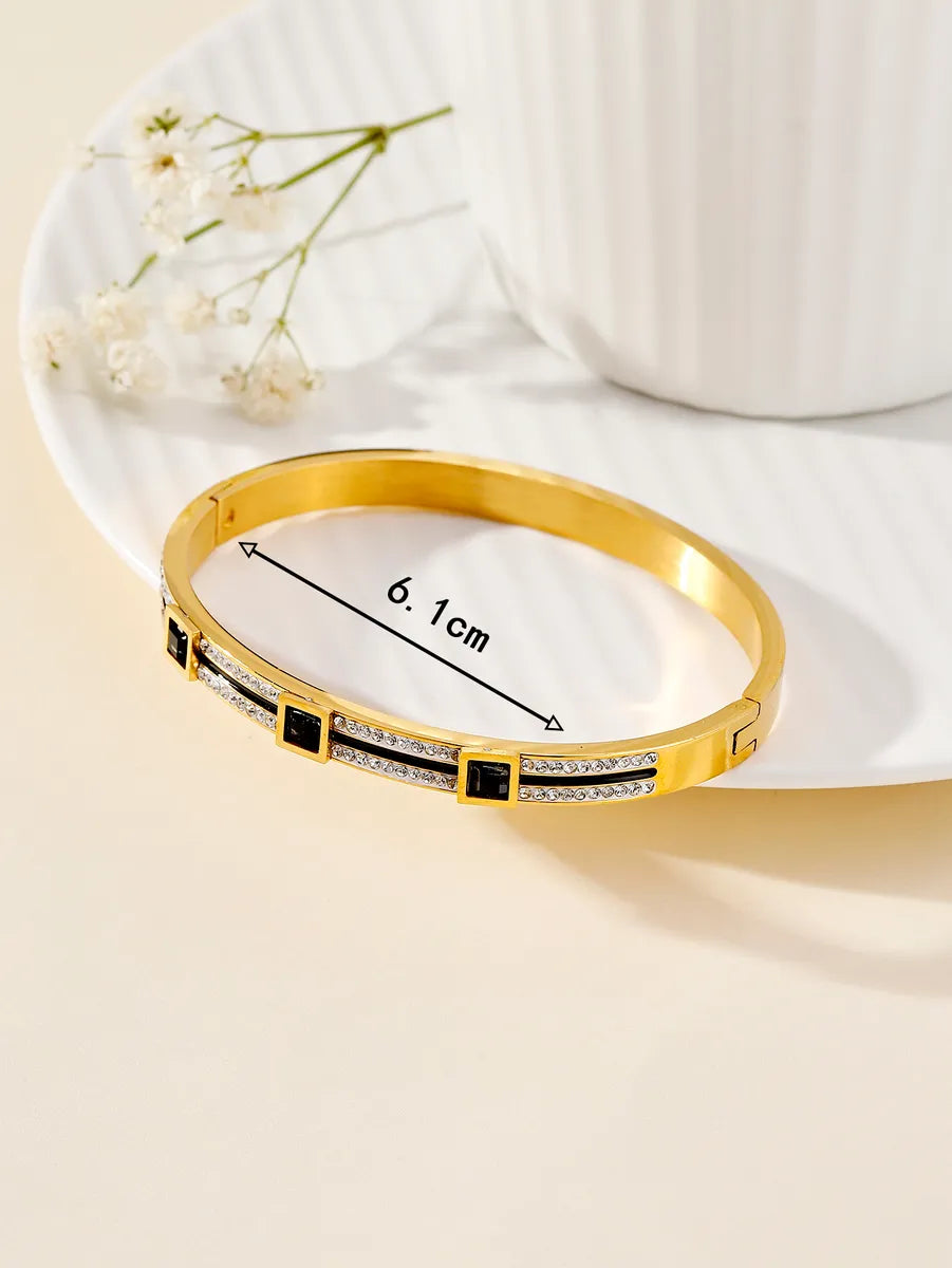 Elegant Lady Geometric Stainless Steel Plating Inlay Zircon 18k Gold Plated Bangle