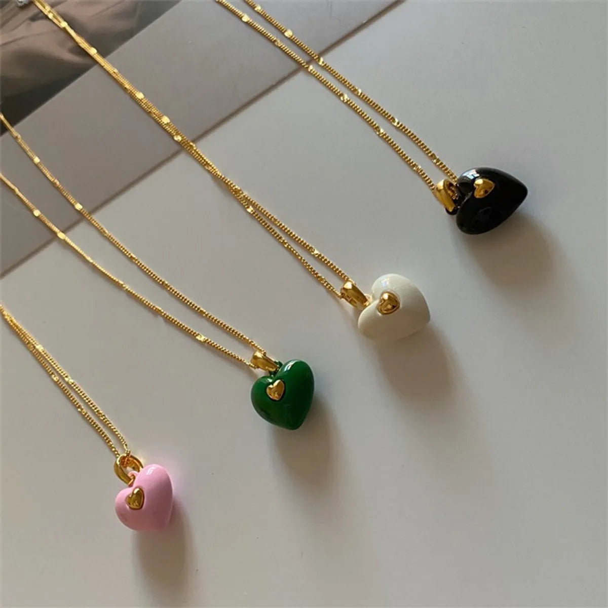 Elegant Lady Heart Shape Alloy Wholesale Pendant Necklace