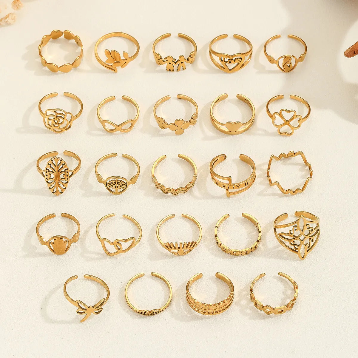 Elegant Lady Letter Flower Stainless Steel Plating 18k Gold Plated Open Rings