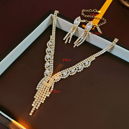 Elegant Lady Modern Style V Shape Tassel Rhombus Alloy Rhinestone Inlay Artificial Rhinestones Women'S Earrings Necklace