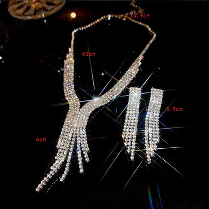 Elegant Lady Modern Style V Shape Tassel Rhombus Alloy Rhinestone Inlay Artificial Rhinestones Women'S Earrings Necklace