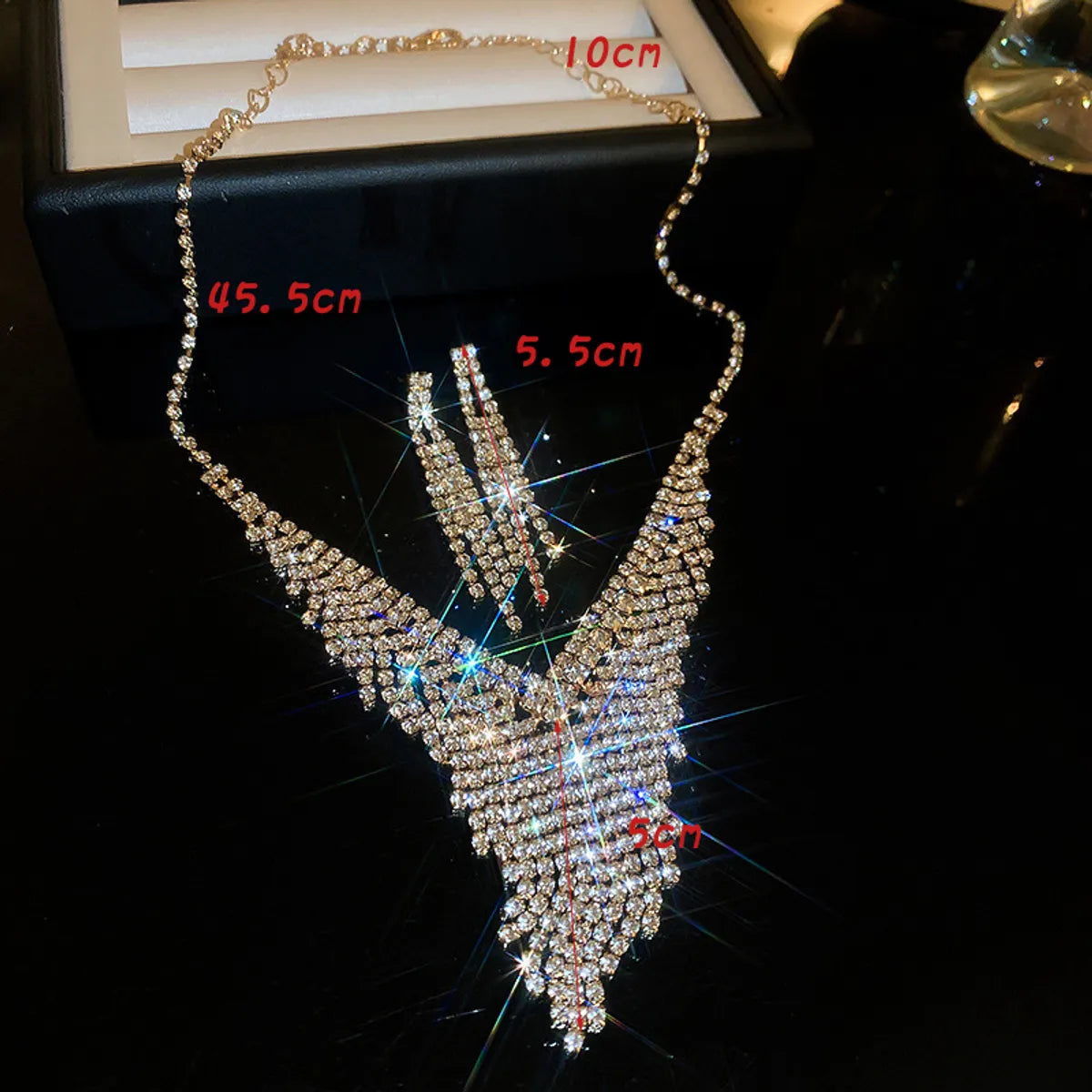 Elegant Lady Modern Style V Shape Tassel Rhombus Alloy Rhinestone Inlay Artificial Rhinestones Women'S Earrings Necklace