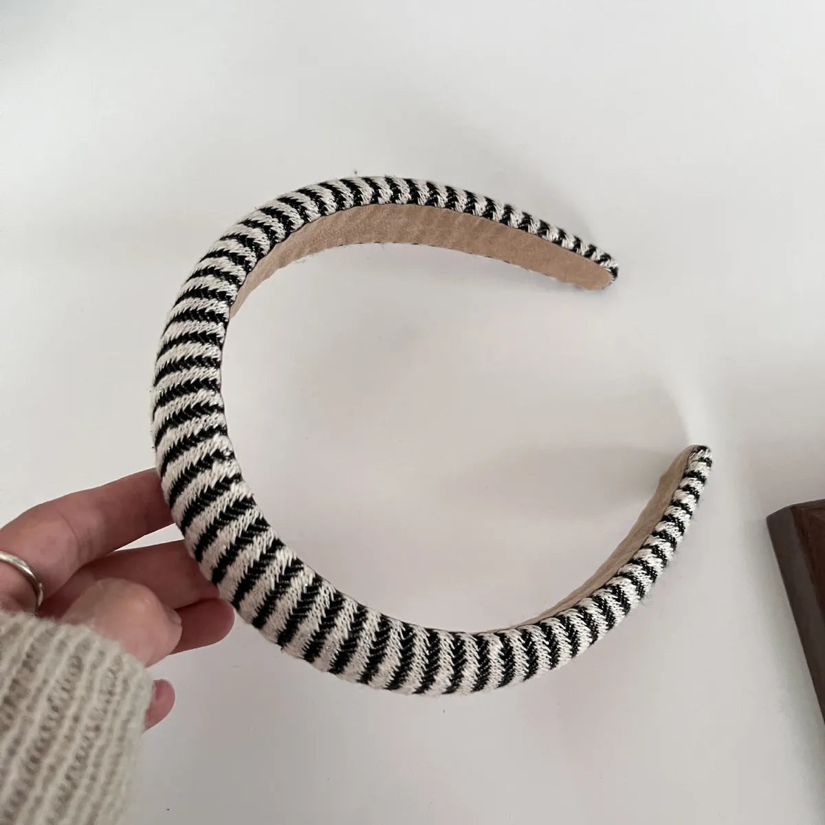 Elegant Lady Plaid Cloth Hair Band