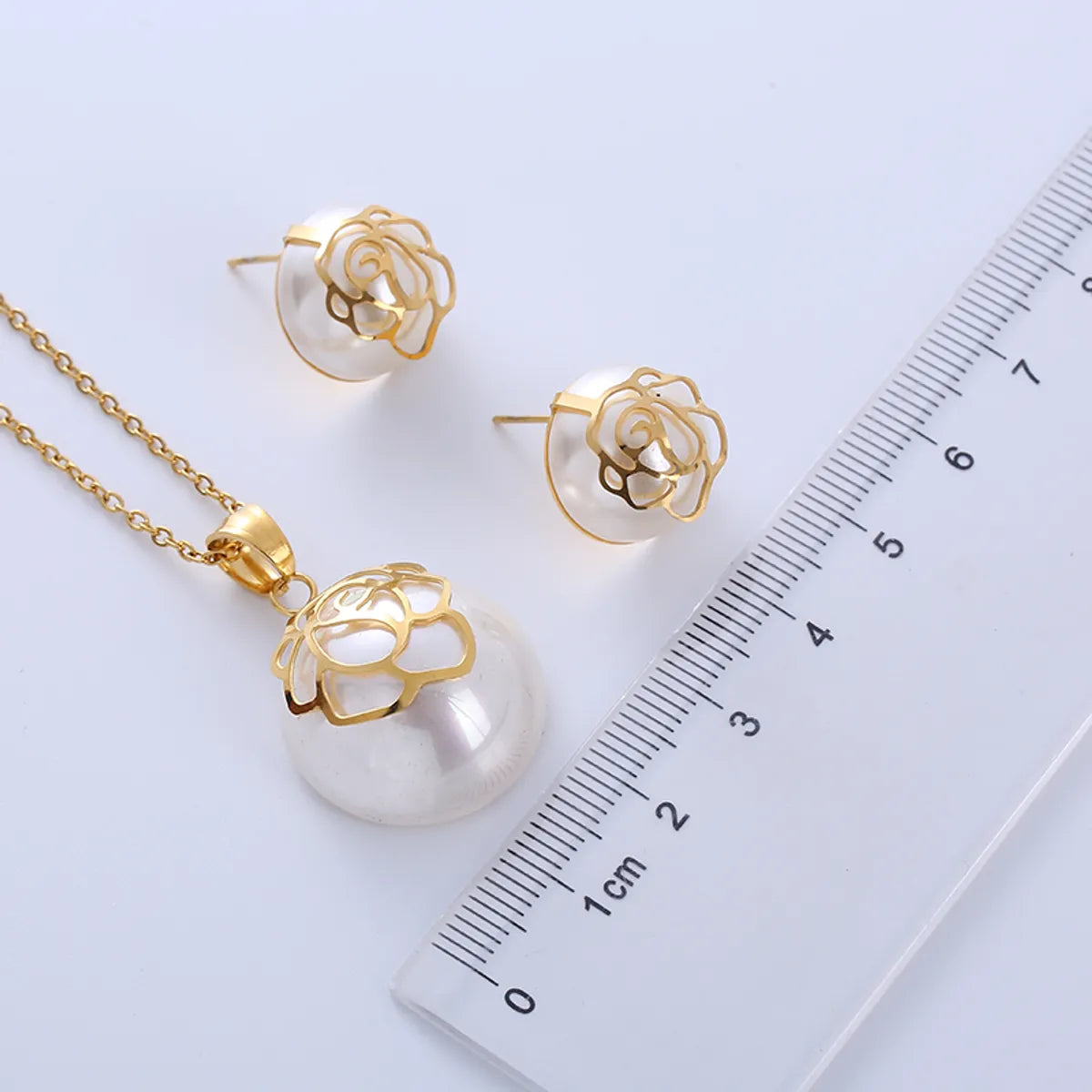 Elegant Lady Simple Style Geometric Stainless Steel Plating Inlay Pearl 18k Gold Plated Earrings Necklace