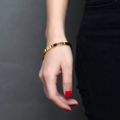 Elegant Lady Simple Style Solid Color Stainless Steel 18k Gold Plated Bangle In Bulk