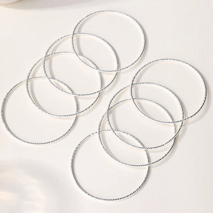 Elegant Lady Solid Color Alloy Plating Silver Plated Women'S Bangle