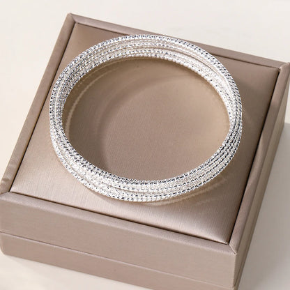 Elegant Lady Solid Color Alloy Plating Silver Plated Women'S Bangle