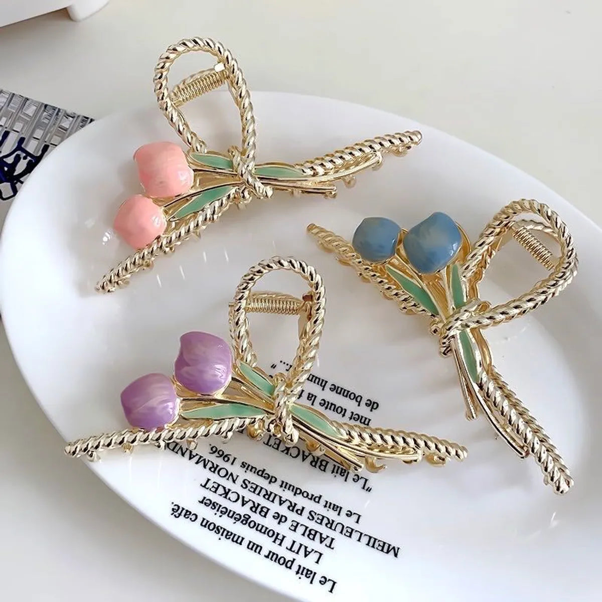 Women'S Elegant Lady Sweet Tulip Alloy Hair Claws