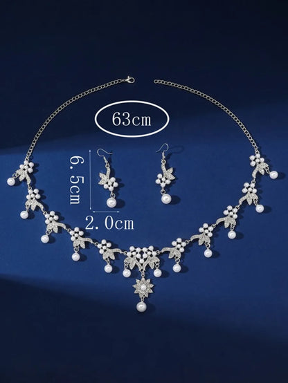 Elegant Leaf Alloy Hollow Out Rhinestones Silver Plated Unisex Earrings Necklace