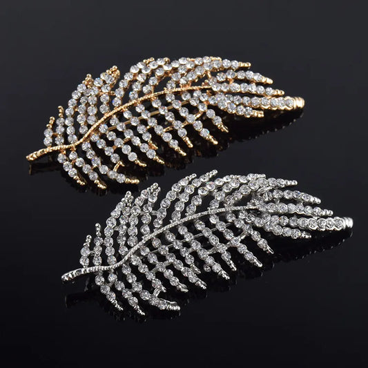 Elegant Leaf Alloy Women'S Brooches