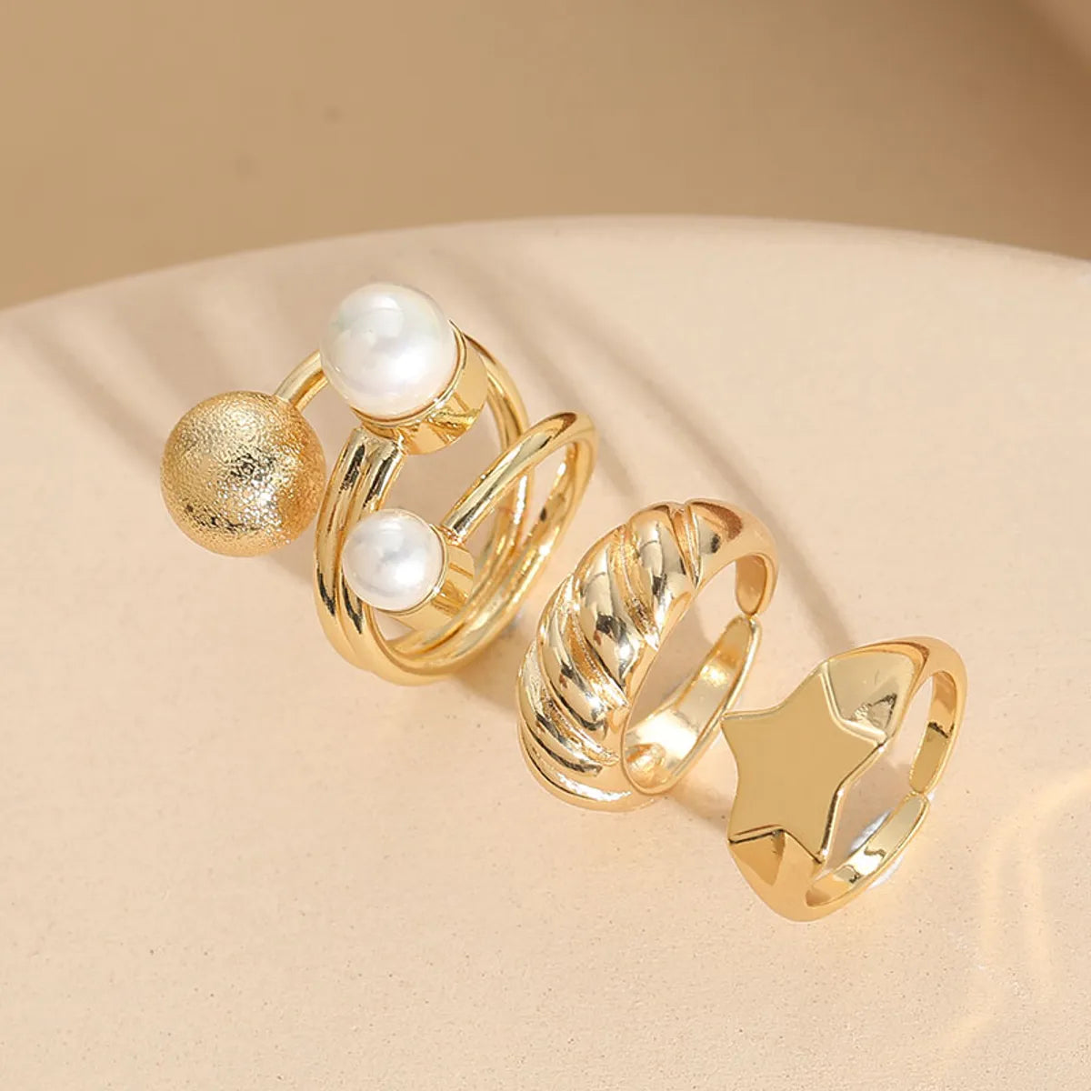 Elegant Luxurious Classic Style Geometric Star Copper Plating Inlay Artificial Pearls 14k Gold Plated Open Ring