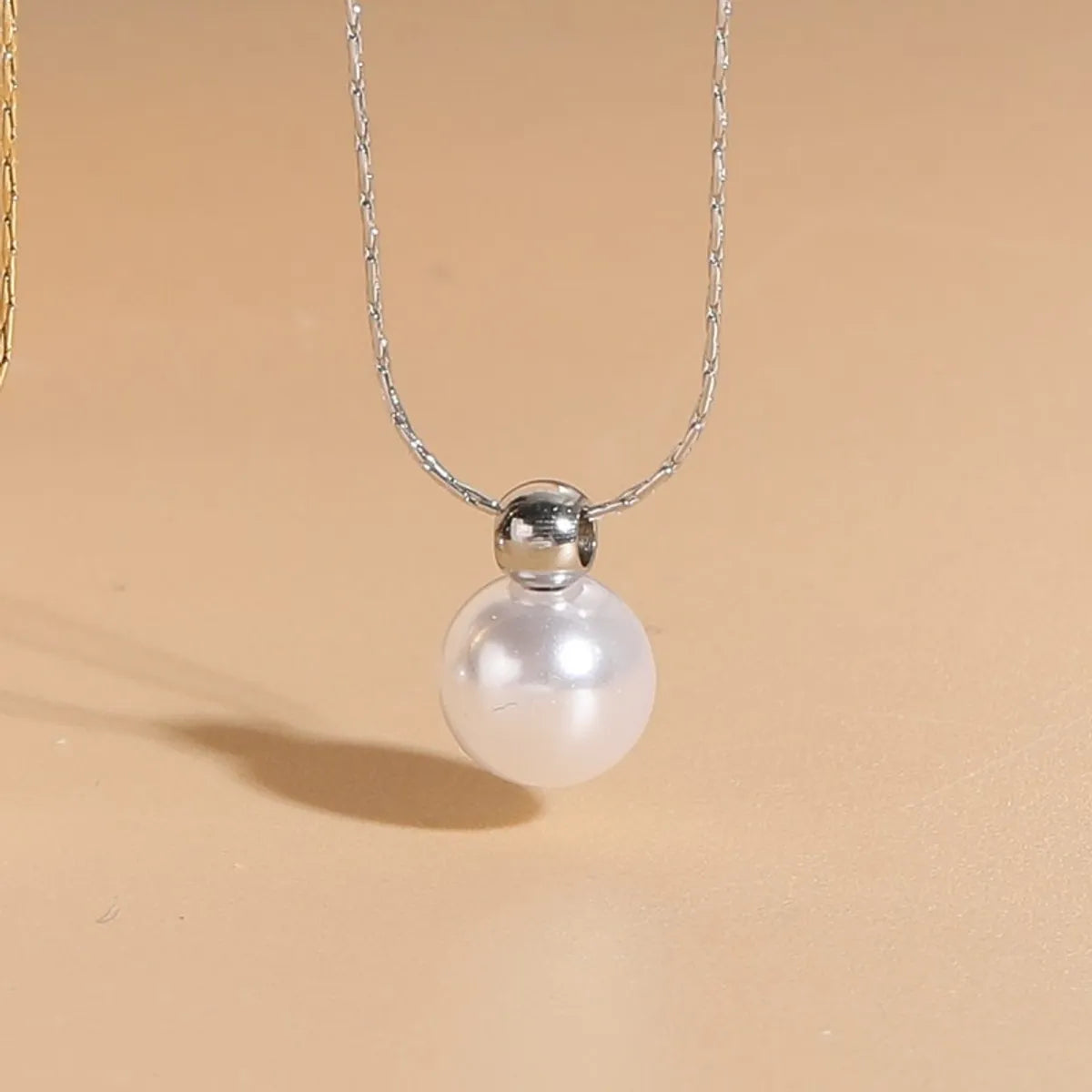 Wholesale Elegant Luxurious Classic Style Solid Color 304 Stainless Steel ABS Pearl Plating Inlay Artificial Pearls Freshwater Pearl Pendant Necklace