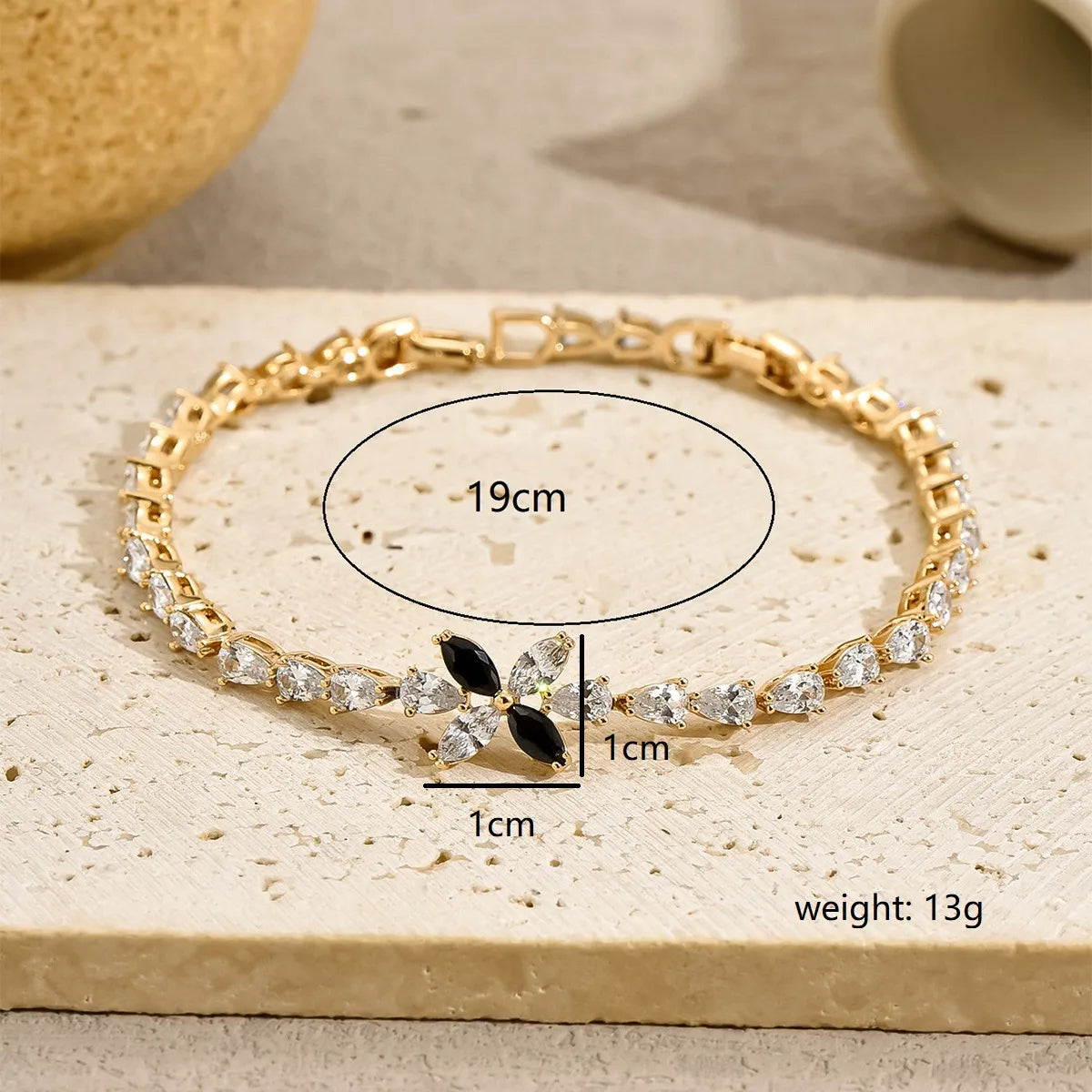 Elegant Luxurious Four Leaf Clover Copper Inlay Zircon Bracelets