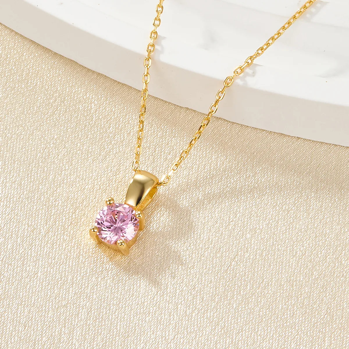 Elegant Luxurious Lady Geometric Sterling Silver Plating Inlay Zircon 18k Gold Plated Pendant Necklace